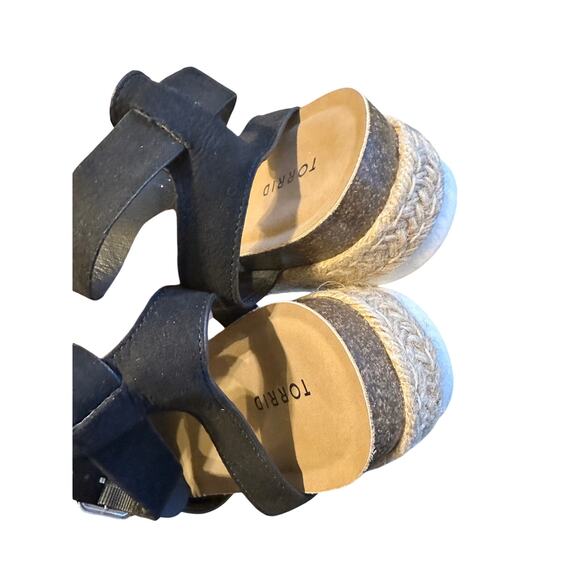 Torrid Black  Platform Sandals 10WW - Picture 7 of 8